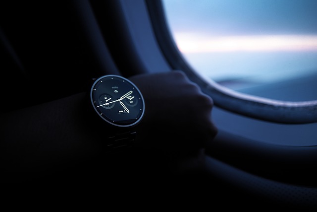 Jak odczytywać wiadomości na Smartwatchu? Jak odczytywać wiadomości na Smartwatchu?