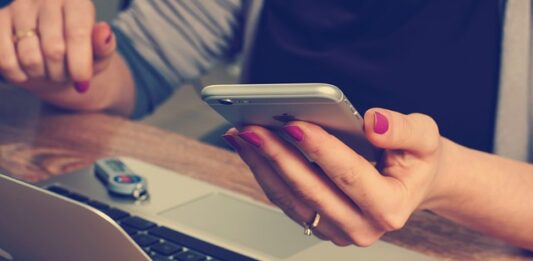 Który telefon jest lepszy Xiaomi czy Oppo?