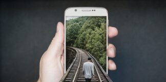 Jaki mały tani smartfon?